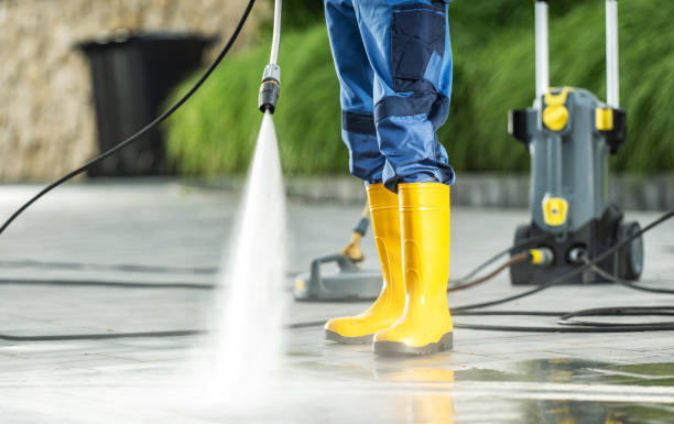 Why Choose Our Certified Pressure Washing Experts for Your Project Needs in Sandoval, IL?